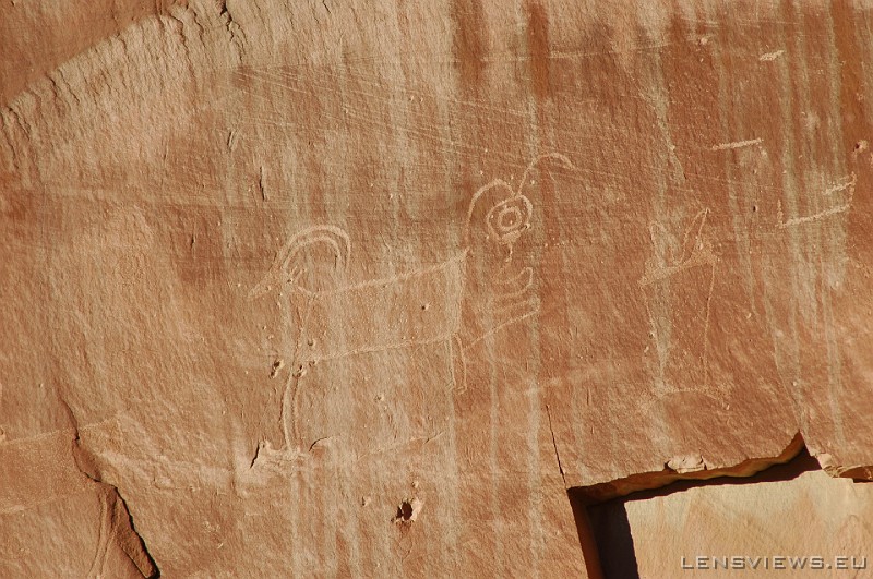 Capitol Reef Fremont Petroglyphs 02 